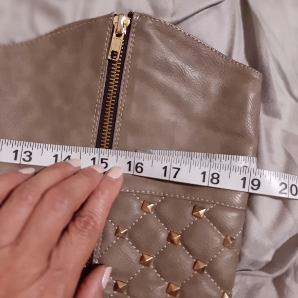 Boots 👢 👢 - Picture 13 of 16